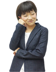 悩む女性